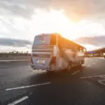 60 de elevi romani lasati fara acte bani si bagaje in timpul unei calatorii in franta hotii le au spart autocarul la nisa 6a671fa27b98c