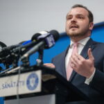 alexandru rogobete alaturi de protestatarii din sanatate nu putem vorbi despre siguranta pacientilor fara sa avem grija de cei care ii ingrijesc 6a5e05593f1d9