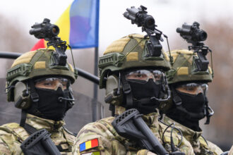 armata romaniei prezenta la parada militara de ziua nationala a frantei 6a5222fe28922