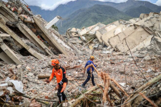 bilantul cutremurelor din venezuela continua sa creasca 4 333 de morti si peste 16 700 de raniti 6a5319b696b4c