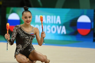 ce a decis federatia internationala de gimnastica dupa presiunea facuta de emil boc in chestiunea sportivilor rusi de la cluj napoca 6a68a2297cf7e