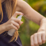 ce este deet si de ce este considerat cel mai eficient ingredient impotriva tantarilor cum se folosesc repelentele potrivit medicilor 6a643d3506adb