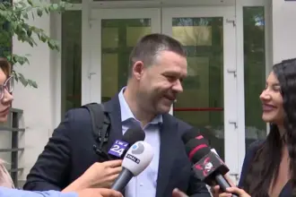 ciprian ciucu a venit la politie pentru controlul judiciar sunt nevinovat n am luat spaga 6a571a28cc2e2