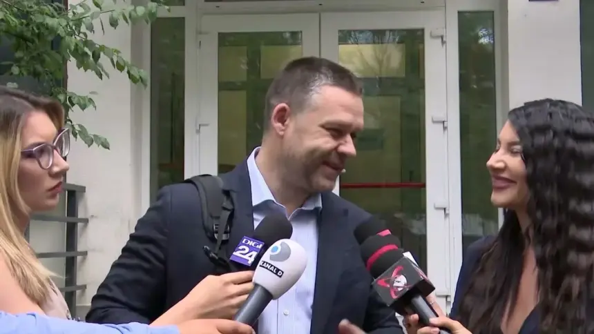 ciprian ciucu a venit la politie pentru controlul judiciar sunt nevinovat n am luat spaga 6a571a28cc2e2