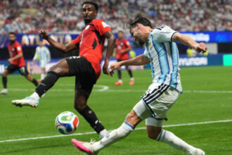 cm 2026 argentina evita o eliminare rusinoasa si se califica in sferturi invingand egiptul in minutul 79 era condusa cu 2 0 6a4d713ebdbed