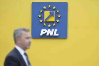contestatarii din pnl inlocuiti de ilie bolojan de la sefia filialelor dupa rezultatele slabe au dat partidul in judecata si cer suspendarea deciziilor 6a68bdba67783