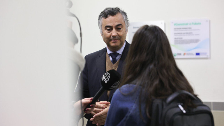 criza in portugalia presiuni pentru ca ministrul educatiei sa demisioneze dupa digitalizarea esuata a notarii examenelor nationale 6a6c50a24d313