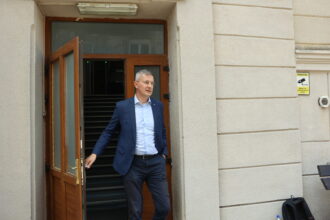 dan barna audiat pentru prima data in dosarul vaccinurilor ce le a spus procurorilor e ca si cum cumperi 100 de tancuri si apoi vine pacea d9abf028