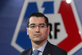 de ce parte se pozitioneaza razvan burleanu presedintele frf in scandalul vanzarii cupei mondiale 6a6a6459f2541