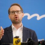 dominic fritz afirma ca soarta tarii nu depinde de legea salarizarii nu vine apocalipsa daca nu gasim un consens politic pentru o lege buna 6a6ba98876ade