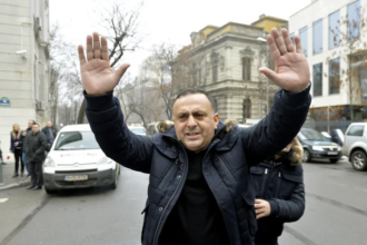 finul lui toni grebla un condamnat penal pentru coruptie un finantator pnl fosti parlamentari si fiul unui fost general sts pe lista celor care au obtinut avize pentru proiecte in domeniu 6a58703f5f9fc