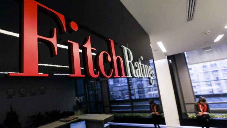 fitch decide vineri daca va retrograda ratingul romaniei la categoria junk negrescu agentia are cateva variante pe masa 6a6a566407d4a