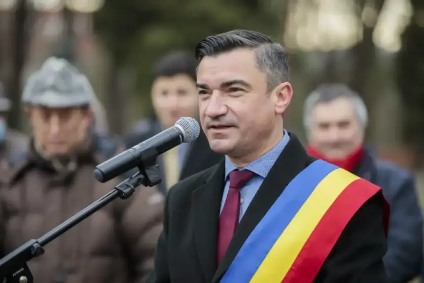 functionarii din primaria iasi au luat bonusuri de 200 000 de euro pentru proiectul esuat eco pubele 6a6645d277873
