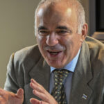 garry kasparov spune care e conditia indispensabila pentru instaurarea pacii in europa ofera rusiei singura sansa de schimbare 6a44b557e4a37