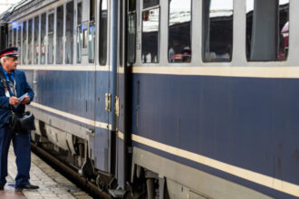 intarzieri majore pentru circulatia trenurilor pe ruta bucuresti ploiesti brasov anuntul cfr calatori 6a53de8a45683