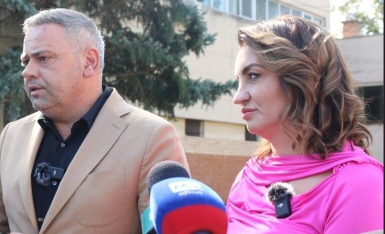 iubire pe ritm de manele la orangerie iris tzanca le a cantat indragostitilor mihaela neagu si florin barbu 6a6ae7b1061cb