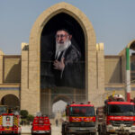 la patru luni de la uciderea lui ali khamenei iranul organizeaza cele mai mari funeralii din istoria sa sase zile de ceremonii 6a4622f781bf7