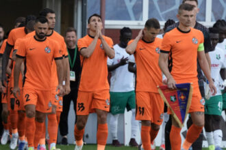 mai slabi decat slabii fcsb a pierdut la scor in fata celor de la auda si este eliminata din conference league reactia lui becali 6a6bb5b75d5dc