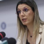 ministrul mediului diana buzoianu refuza cu obstinatie sa faca controale in costinesti unde interlopul psd horia constantinescu a realizat lucrari ilegale si a ocupat abuziv o portiune de plaja prin 6a5e1406e0841