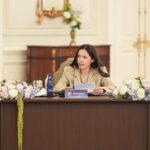 mirabela gradinaru lumea virtuala trebuie sa sprijine educatia nu sa puna copiii in pericol 6a4e9ccef02ab