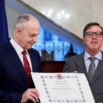 mircea geoana a fost decorat de regele spaniei cu una dintre cele mai inalte ordine civile 6a50fe2e614a2