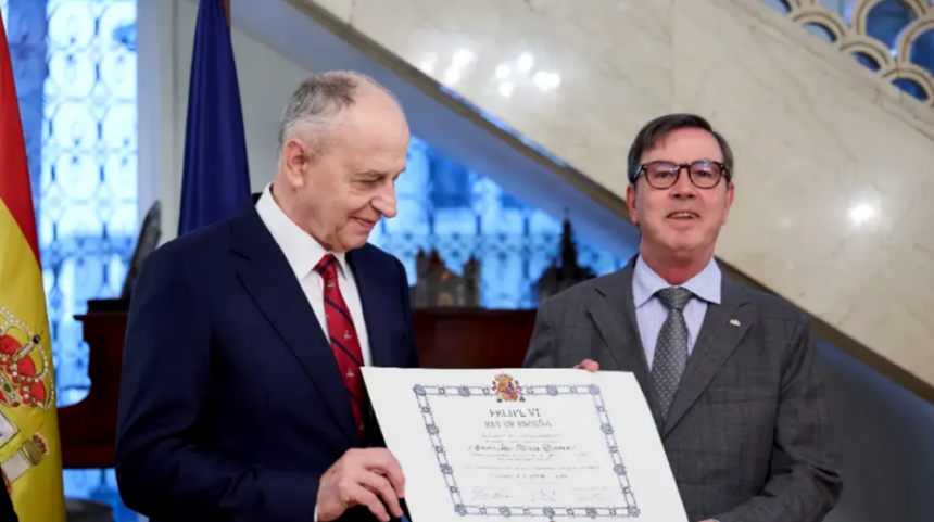 mircea geoana a fost decorat de regele spaniei cu una dintre cele mai inalte ordine civile 6a50fe2e614a2