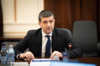 miruta il retrage pe comandantul de la murfatlar deconta produse personale adidasi trening tricouri punea militarii din cadrul unitatii la munca in propria gospodarie 6a5a6c22e9649
