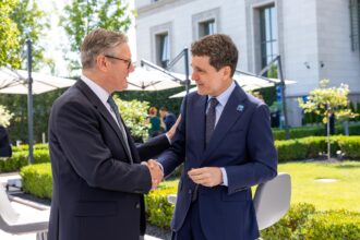 nicusor dan intalnirea cu premierul keir starmer la summitul nato continua colaborarea indeaproape edc48ef1