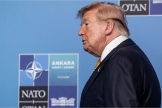 oarecum neasteptat atitudinea schimbatoare a lui trump inceput de summit nato cu critici ton diferit in spatele usilor inchise 6a4e8a5c2ef33