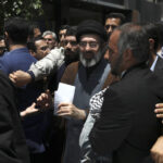 pe urmele ayatollahului cum il vaneaza cia si mossadul pe mojtaba khamenei 6a69833648edd