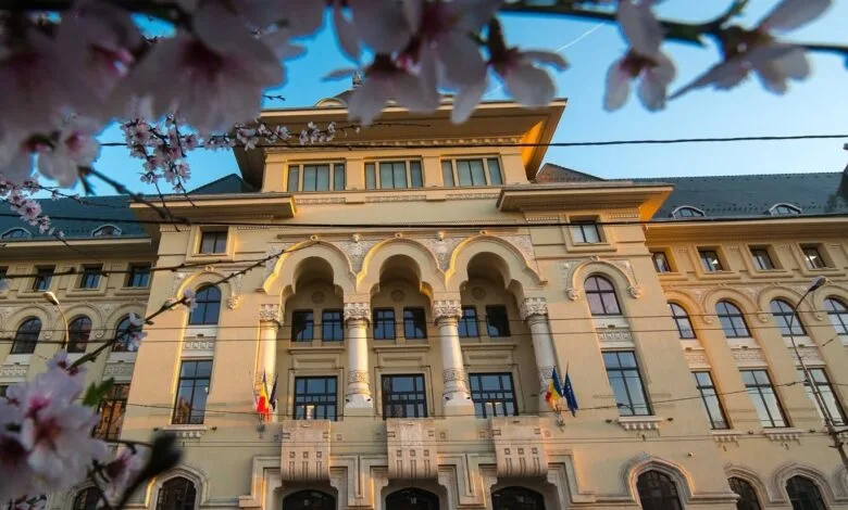 pericol la varful capitalei sediul pmb functioneaza ilegal fara aviz isu la aproape un deceniu de la reabilitare 6a55c88d6ff8d