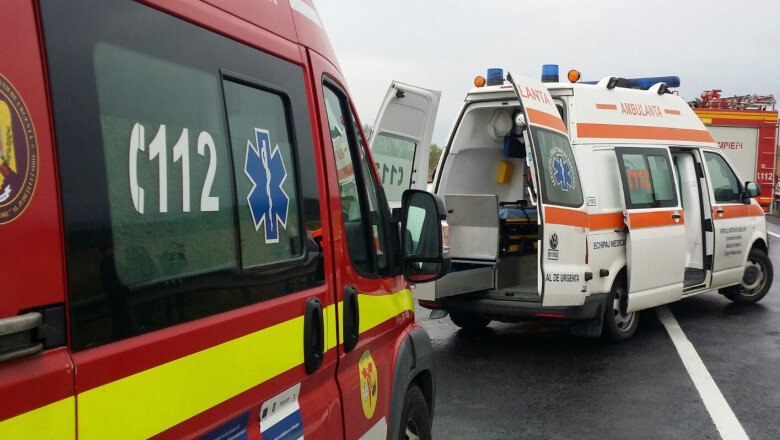 planul rosu de interventie a fost activat in judetul arges dupa un accident rutier un microbuz a iesit de pe sosea 6a6c50a4cbf8e