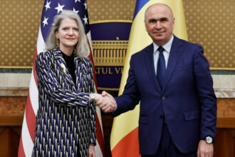 premierul bolojan intalnire cu allison hooker subsecretar de stat pentru afaceri politice din cadrul departamentului de stat al sua 6a4fb1dad57f3