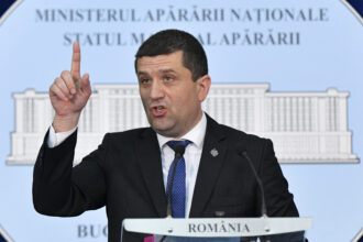 radu miruta felicitari pilotilor romani 6a632a86788d8