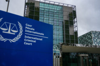 reactia uniunii europene dupa ce sua au amenintat cu desfiintarea curtii penale internationale 6a565756727cb
