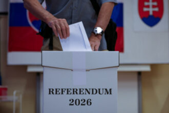 referendumul organizat de slovacia pentru reintroducerea parchetului anticoruptie a picat din cauza absenteismului 6a4a1776c95d2