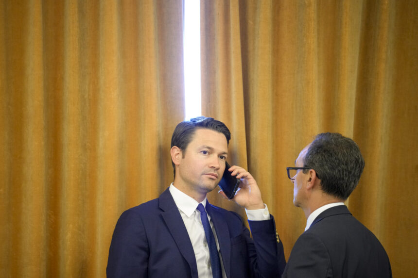 robert sighiartau despre legea salarizarii nu poti sa le spui oamenilor ca de la anul vine mos craciun cand nu ai de unde 6a69b8a7810f6