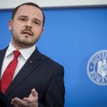 rogobete acuza impartirea cu dedicatie a posturilor din spitale spitalul militar central primeste doar patru locuri 6a695f95a91b2