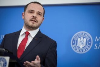 rogobete acuza impartirea cu dedicatie a posturilor din spitale spitalul militar central primeste doar patru locuri 6a695f95a91b2