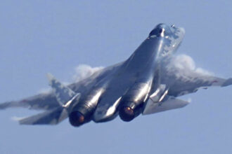 rusia a mobilizat cel mai nou avion su 57 pentru a apara rafinaria de petrol din omsk dar nici acest lucru nu a contat 6a4f25391382d