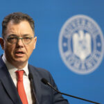 stefan radu oprea o acuza pe oana gheorghiu ca exagereaza reforma companiilor de stat romania a pierdut 200 de milioane de euro 6a539a242998d
