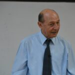 traian basescu il someaza pe nicusor dan sa numeasca un premier trebuie sa aleaga una din aceste doua optiuni 6a65b17bdddee