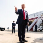 trump isi apara miliardul de dolari facut anul trecut din criptomonede toata lumea face profit 6a455df354581