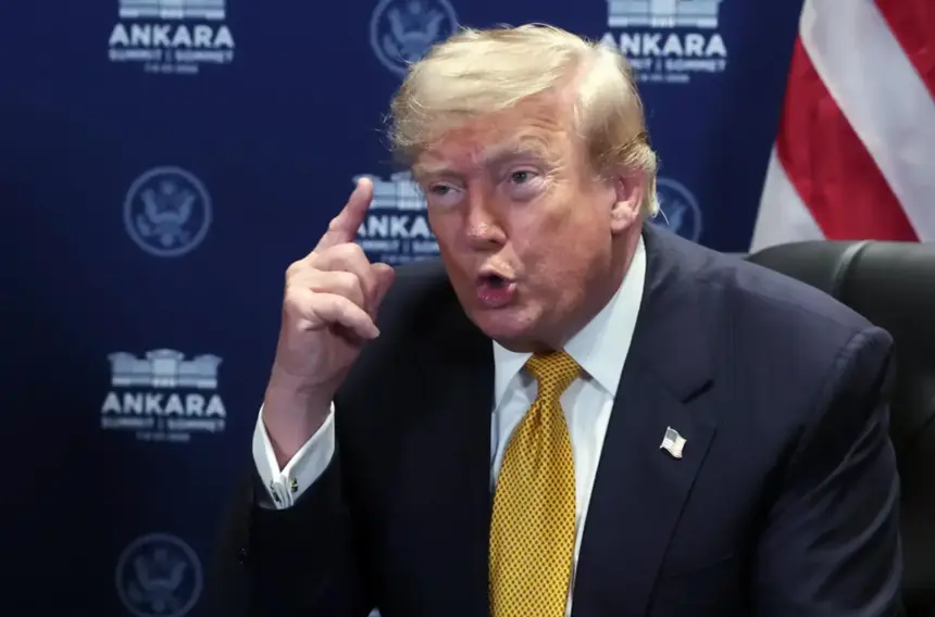 trump joaca la cacealma 6a4e5fb0cea04