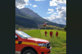 un barbat a murit dupa ce a suferit un infarct pe creasta principala din parcul national piatra craiului 6a498ad575555