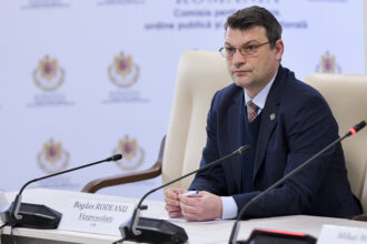 vicepresedintele comisiei de aparare din camera deputatilor bogdan rodeanu trebuie sa ne protejam de rusia lucrurile nu se vor termina dupa crimeea 8bc5f9f0