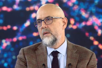 video kelemen hunor vede un guvern psd pnl udmr ca cea mai buna varianta de iesire din criza bolojan vorbeste de guverne armistitiu 6a463f0863244