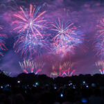 video spectacol impresionant de artificii la finalul evenimentelor de ziua nationala a sua s au folosit 850 000 de materiale pirotehnice 6a4a33903fb51