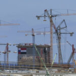 bauturi alcoolice pe santier compania rusa care construieste centrala nucleara de la paks acuzata de nereguli grave in egipt 6a82b66682861