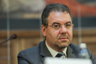 ce semnal transmit investitiile straine directe dupa o scadere de 82 in primul semestru explicatiile prim viceguvernatorului bnr 6a85bbd02e5d5